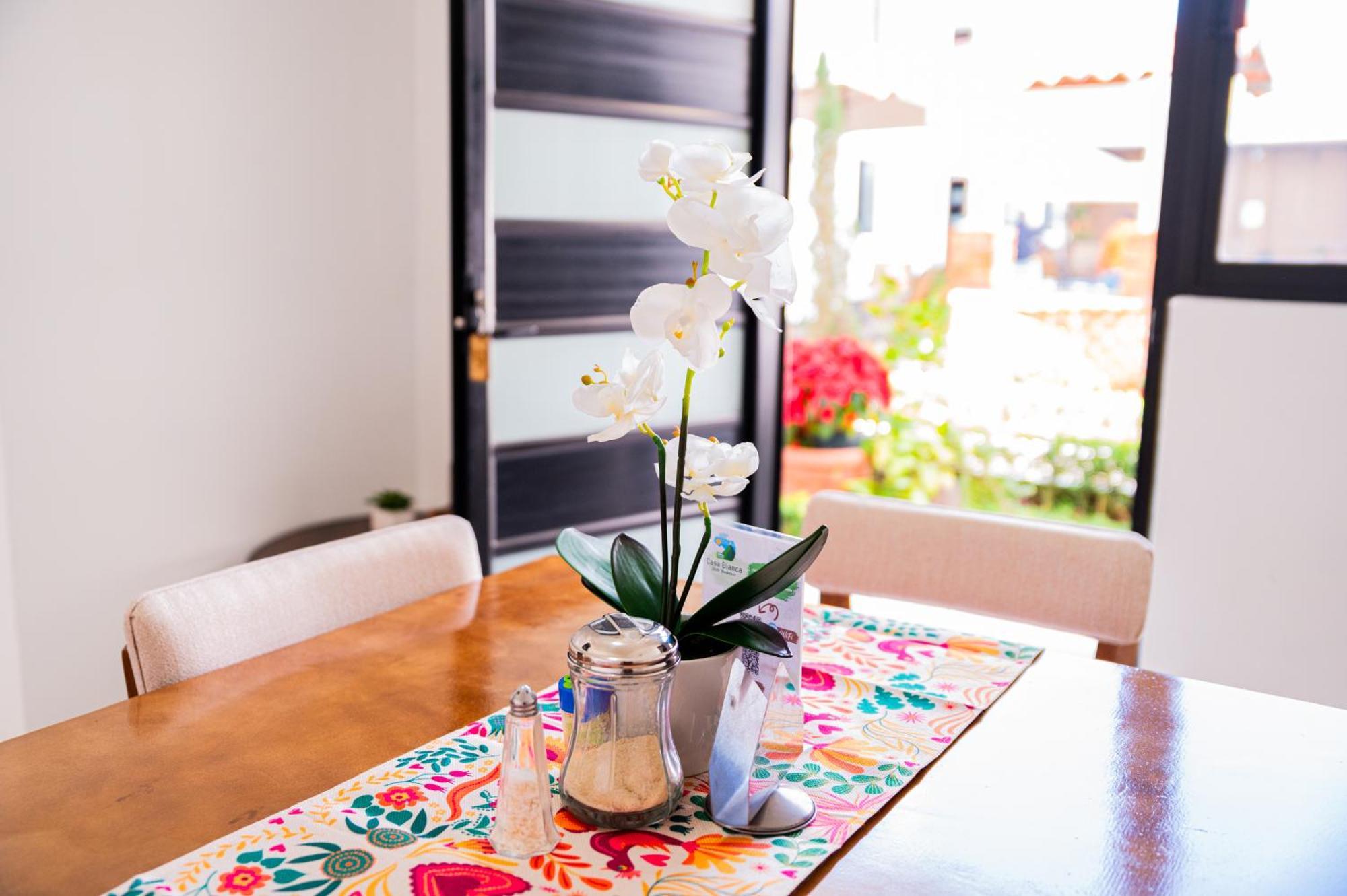 Casa Blanca Apartment